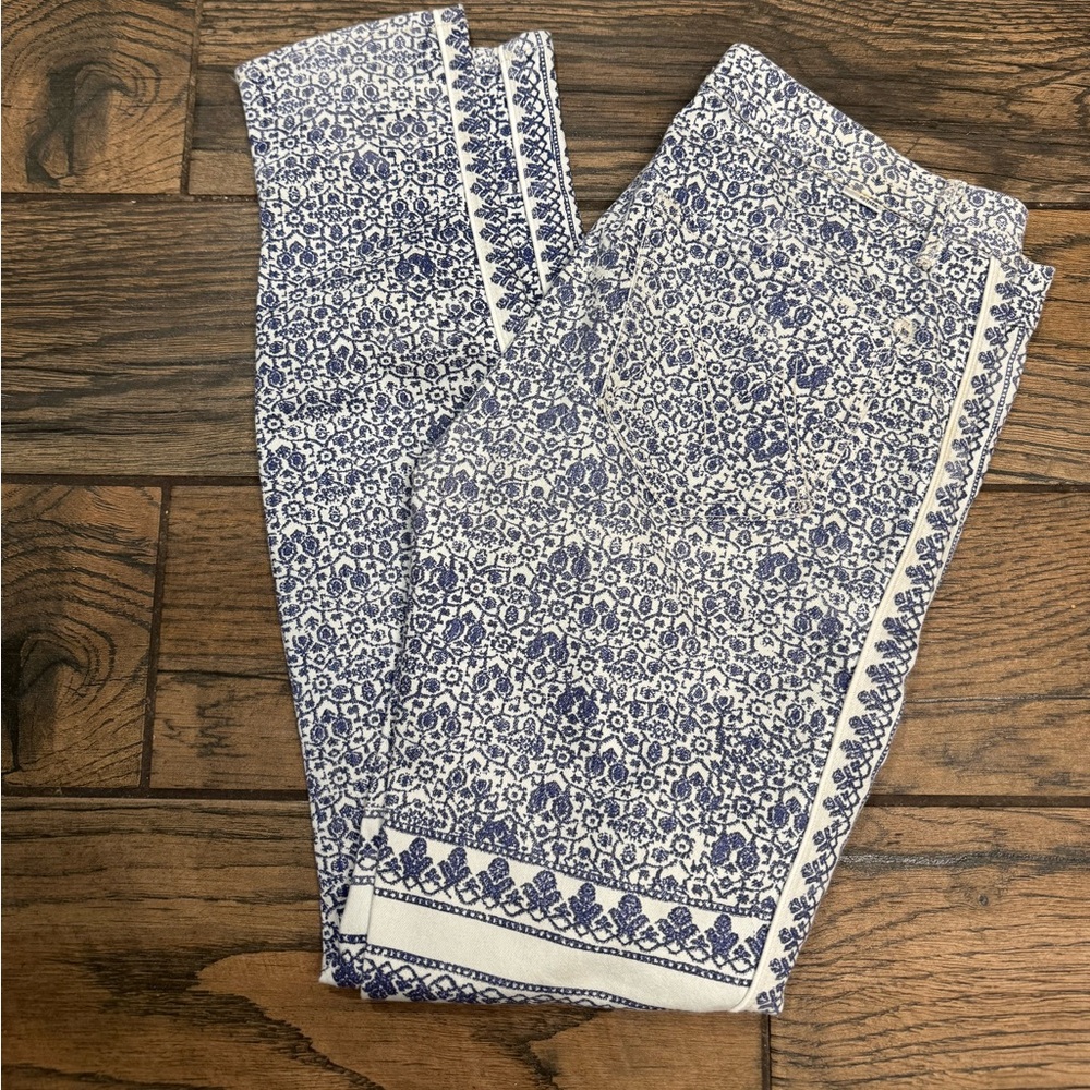 MOTHER Indigo and Cream Patterned Textile‎